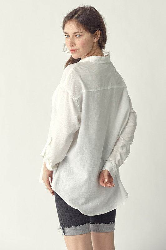 Back View - White Lacey Relaxed Linen Top