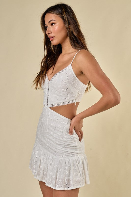 Side View - Off White Side Cut Out Eyelet Dress