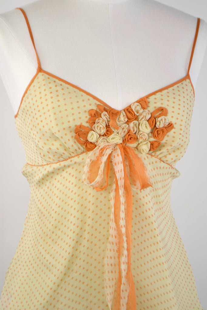 Close View - Vintage Laila Orange & Cream Top