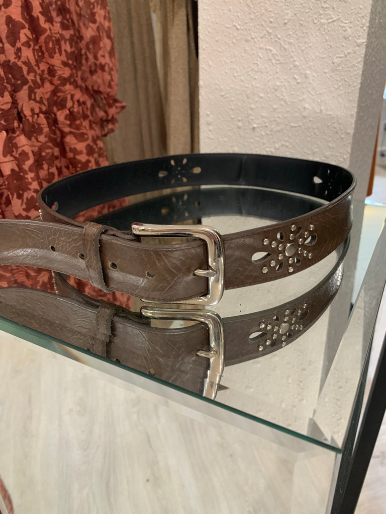 Vintage Chocolate Star Studded Belt